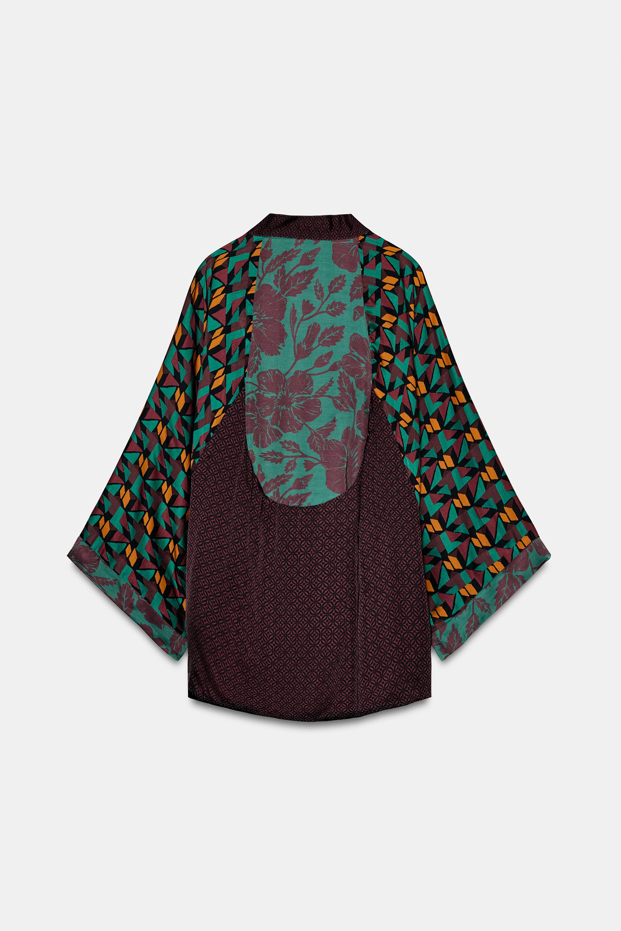 KIMONO SATINÉ IMPRIMÉ